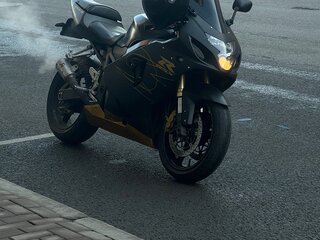 2004 Suzuki GSX-R 600, чёрный, 400000 рублей, вид 1