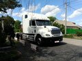 2004 Freightliner Columbia, белый, 2000000 рублей - вид 1