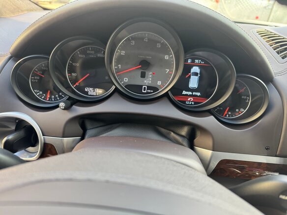 2013 Porsche Cayenne S II (958), коричневый, 3500000 рублей - вид 14