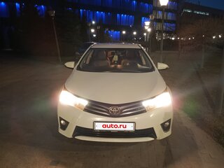 2014 Toyota Corolla XI (E160, E170, E180), белый, 1400000 рублей, вид 2