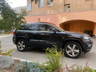 2014 Jeep Grand Cherokee IV (WK2) Рестайлинг, чёрный, 3750000 рублей, вид 2