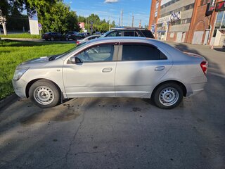 2013 Chevrolet Cobalt II, серебристый, 380000 рублей, вид 1