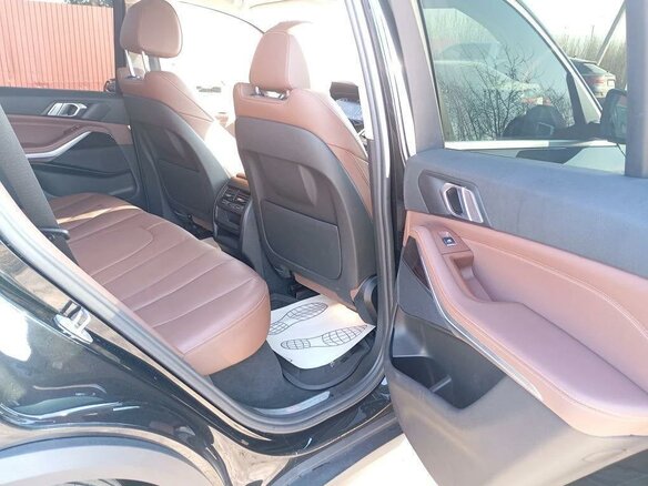 2021 BMW X5 25d IV (G05/G18), чёрный, 5350000 рублей - вид 12
