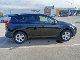 2014 Toyota RAV4 IV (XA40), чёрный, 1700000 рублей, вид 2