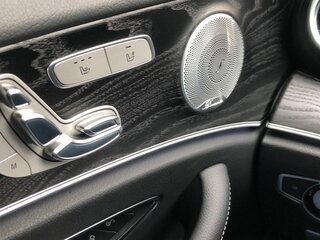 2017 Mercedes-Benz E-Класс 300 V (W213, S213, C238), чёрный, 3900000 рублей, вид 5