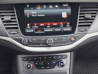 2018 Opel Astra K, серебристый, 1220000 рублей, вид 3