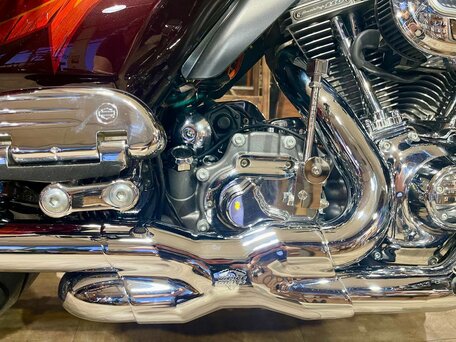 2014 Harley-Davidson CVO Limited, красный, 1980000 рублей, вид 3