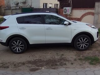 2017 Kia Sportage IV, белый, 1750000 рублей, вид 2