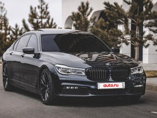 2017 BMW 7 серии Long 740Li xDrive VI (G11/G12), синий, 4100000 рублей, вид 1