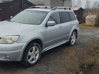 2007 Mitsubishi Outlander I, серебристый, 850000 рублей, вид 1