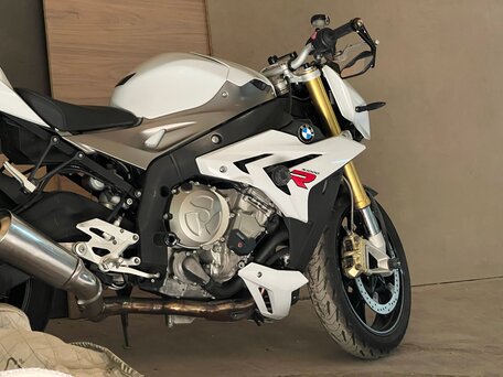 2014 BMW S 1000 R, белый, 805000 рублей, вид 1
