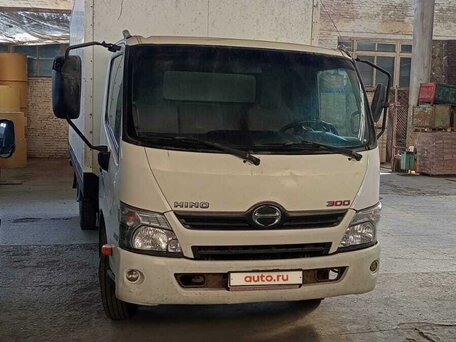 2014 Hino Series 300 (Dutro), белый, 2700000 рублей, вид 1
