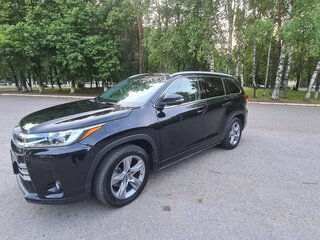 2020 Toyota Highlander III (XU50) Рестайлинг, чёрный, 4300000 рублей, вид 3