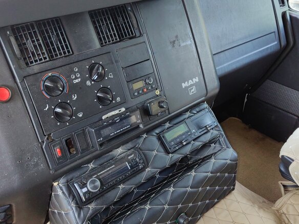 1997 MAN F 2000, белый, 1990000 рублей - вид 6