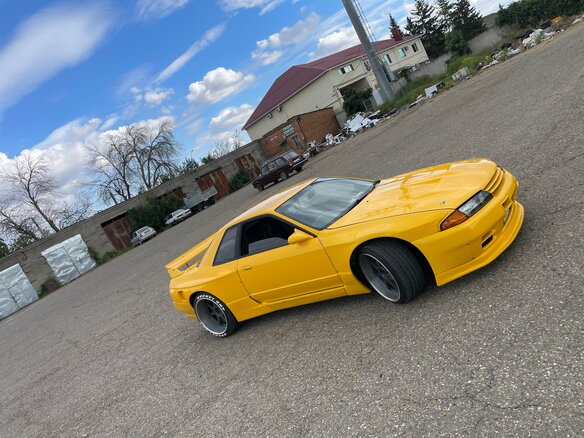 1993 Nissan Skyline VIII (R32), жёлтый - вид 26