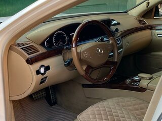 2009 Mercedes-Benz S-Класс 500 Long V (W221) Рестайлинг, белый, 2000000 рублей, вид 4