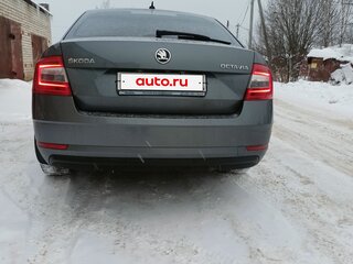 2017 Skoda Octavia III (A7) Рестайлинг, серый, 1850000 рублей, вид 4