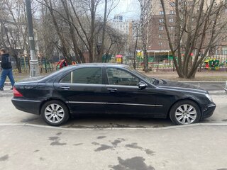 2003 Mercedes-Benz S-Класс 350 Long IV (W220) Рестайлинг, чёрный, 600000 рублей, вид 4