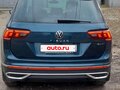 2022 Volkswagen Tiguan II Рестайлинг, синий, 4870000 рублей - вид 2