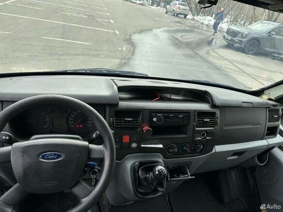 2013 Ford Transit, бежевый, 960000 рублей - вид 8
