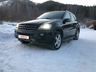 2007 Mercedes-Benz M-Класс 320 II (W164), чёрный, 1850000 рублей, вид 1