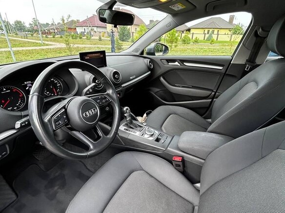 2019 Audi A3 III (8V) Рестайлинг, серебристый, 2200000 рублей - вид 7
