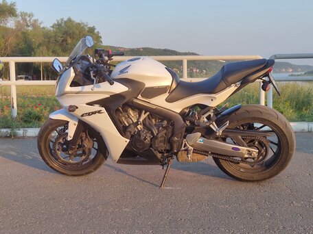 2015 Honda CBR 650F, белый, 599000 рублей, вид 5