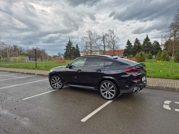 2019 BMW X6 30d III (G06), чёрный, 7950000 рублей - вид 9