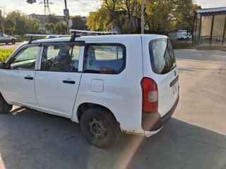 2002 Toyota Probox I, белый, 220000 рублей, вид 5