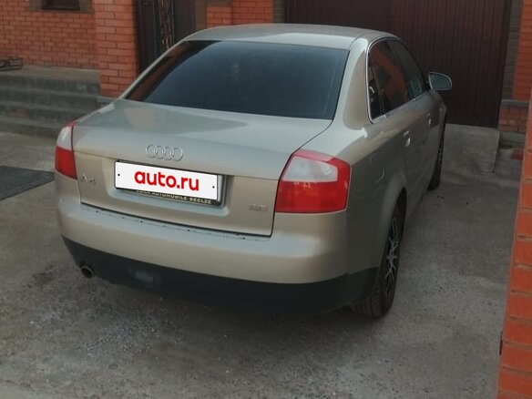 2001 Audi A4 II (B6), коричневый, 665000 рублей - вид 2