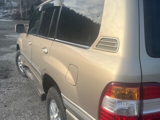 2006 Toyota Land Cruiser 100 Series Рестайлинг 2, золотистый, 2550000 рублей, вид 5
