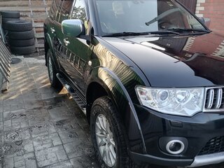 2011 Mitsubishi Pajero Sport II, чёрный, 1680000 рублей, вид 2
