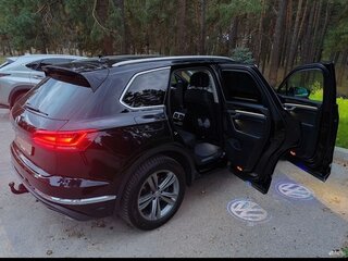 2019 Volkswagen Touareg III, чёрный, 5200000 рублей, вид 1
