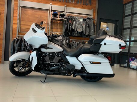 2023 Harley-Davidson Ultra Limited, белый, 3750000 рублей, вид 1