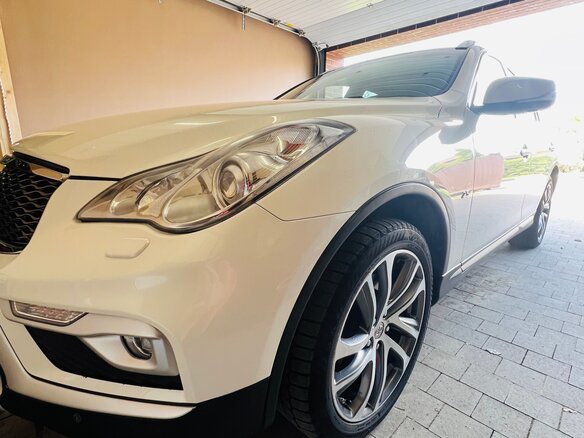 2016 Infiniti QX50 I Рестайлинг, белый, 2200000 рублей - вид 11