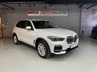 2020 BMW X5 30d IV (G05/G18), белый, 4980000 рублей, вид 5
