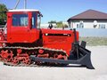 2002 ВгТЗ ДТ-75/ДЗ-42, красный - вид 2