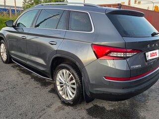 2021 Skoda Kodiaq I, серый, 3300000 рублей, вид 4