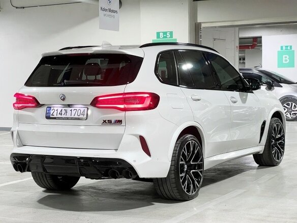 2023 BMW X5 M Competition III (F95), белый, 13700074 рублей - вид 3