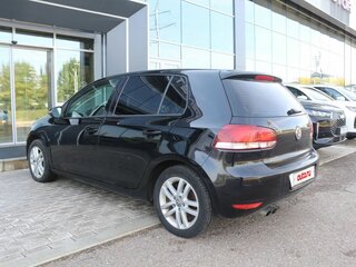 2012 Volkswagen Golf VI, чёрный, 730000 рублей, вид 4