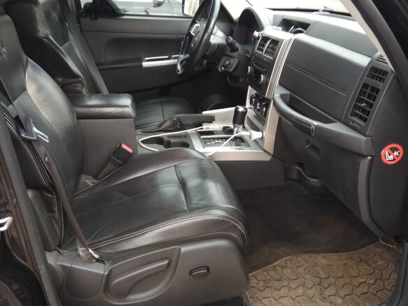 2010 Jeep Cherokee IV (KK), чёрный - вид 4