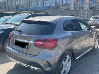 2018 Mercedes-Benz GLA 200 I (X156) Рестайлинг, серый, 2600000 рублей, вид 5