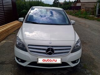 2013 Mercedes-Benz B-Класс 180 II (W246), белый, 1300000 рублей, вид 1