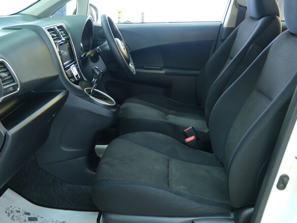 2015 Toyota Ractis II, белый - вид 17