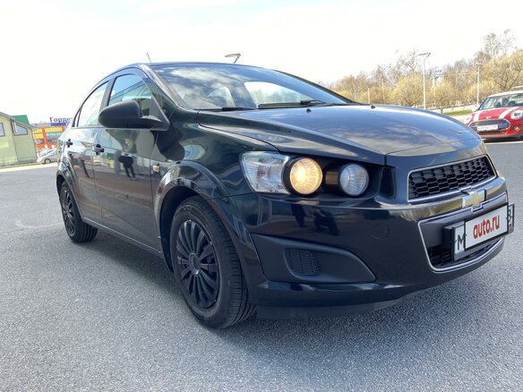 2012 Chevrolet Aveo II, чёрный - вид 1