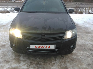 2008 Opel Astra H Рестайлинг, чёрный, 190000 рублей, вид 1