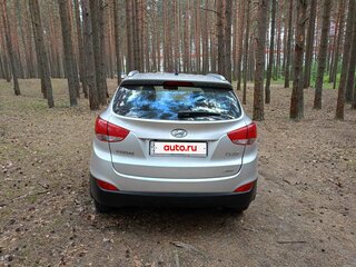 2010 Hyundai ix35 I, серебристый, 800000 рублей, вид 4