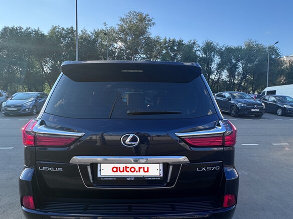 2019 Lexus LX 570 III Рестайлинг 2, синий, 8975000 рублей - вид 11