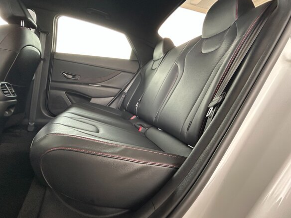 2023 Hyundai Elantra VII (CN7) Рестайлинг, белый, 2191000 рублей - вид 20