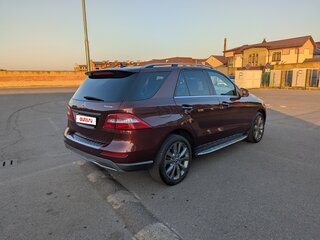 2013 Mercedes-Benz M-Класс 350 III (W166), красный, 2150000 рублей, вид 4